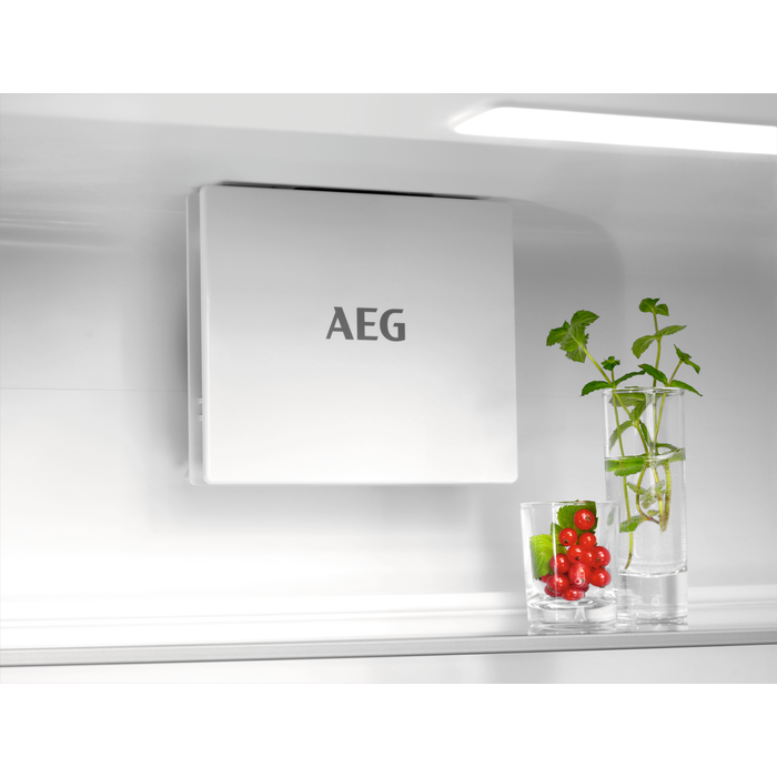 AEG - Combina frigorifica incorporabila - NSC7G751ES