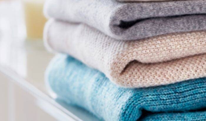 pulovere colorate din lana